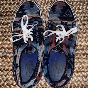 Vans Aztec lows size 10